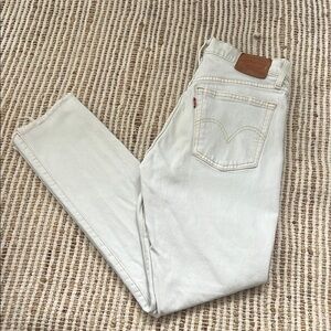 Levi's White Straight Leg Jeans Classic Style